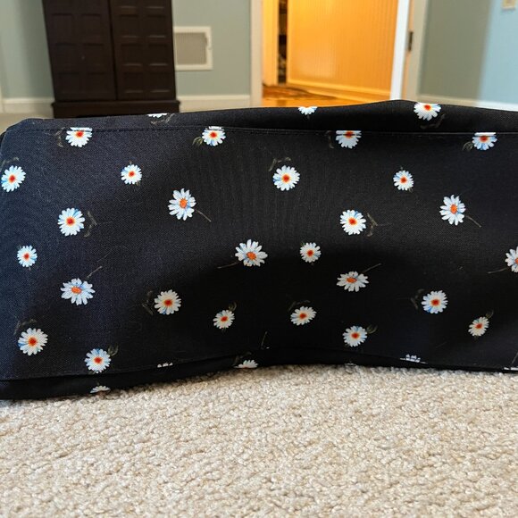 Alice + Olivia Daisy Duffel Bag (AO x Fabfitfun) - Picture 6 of 8